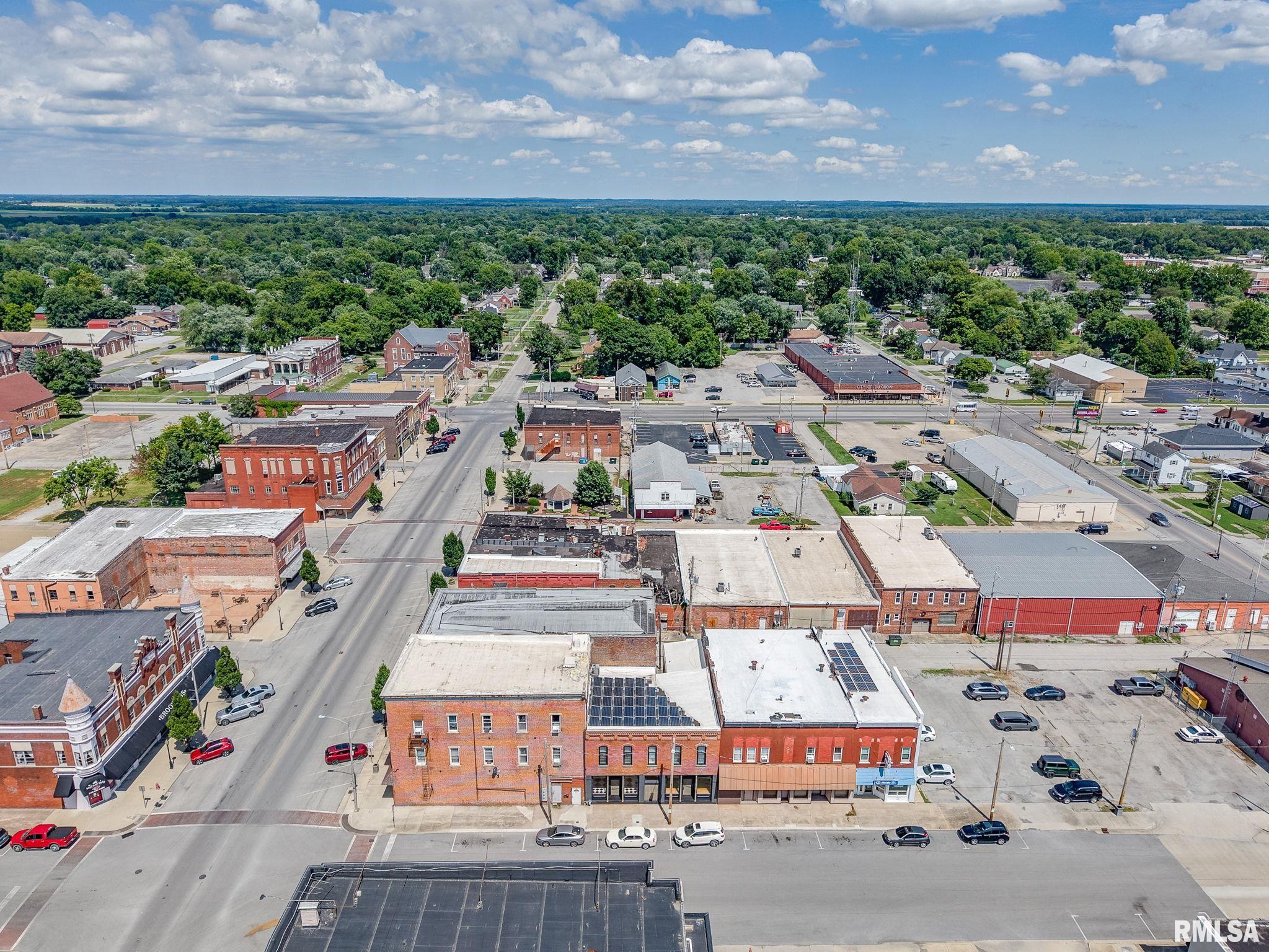 6 South Division Street Du Quoin, IL 62832 - Photo 4 of 47