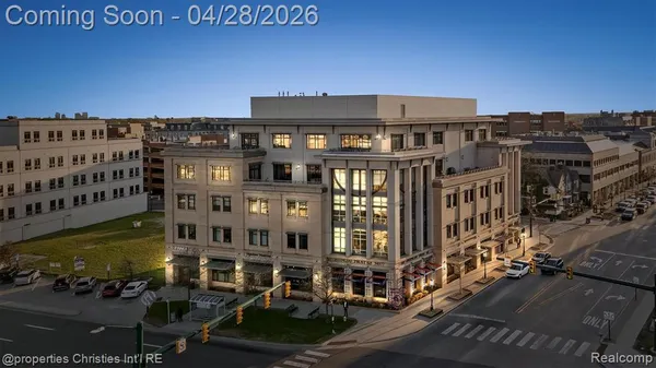 $3,000,000 | 34977 Woodward Avenue, Unit 450, Birmingham, MI 48009