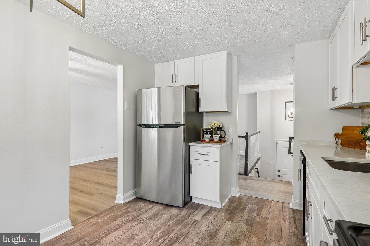6612 Seward Road Bowie, MD 20720 - Photo 15 of 50 Kitchen