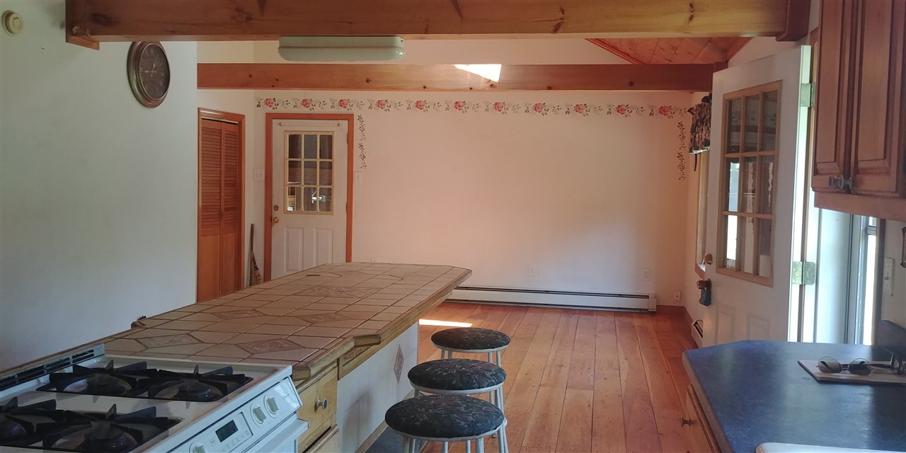 73 Hubbard Road Berwick, ME 03901 - Photo 8 of 14 Gallery Image 8