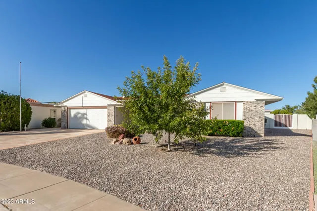 $2,950 | 11002 West Pleasant Valley Road, Sun City, AZ 85351
