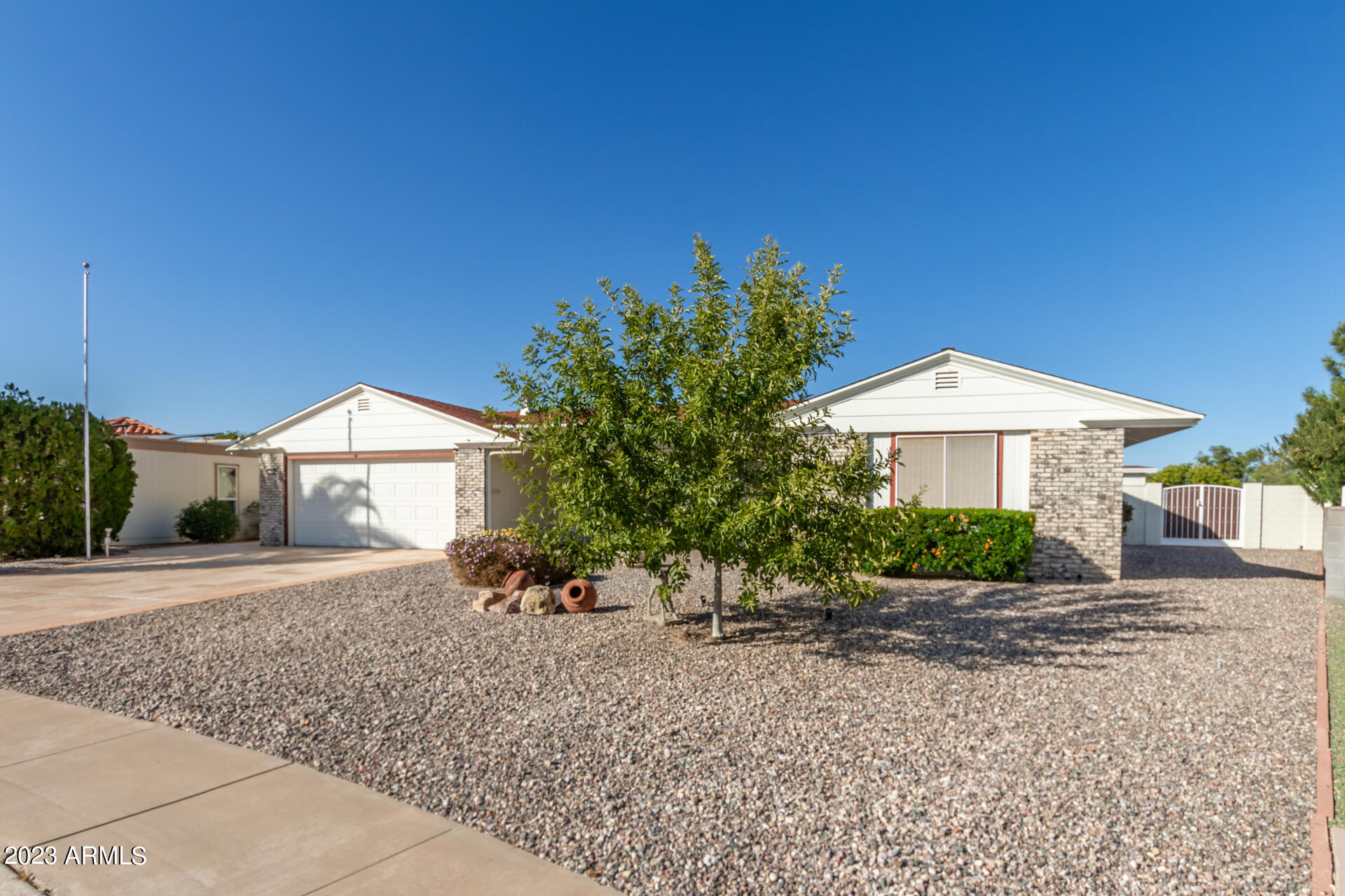 11002 West Pleasant Valley Road Sun City, AZ 85351 - Photo 3 of 51 07 - Pleasant