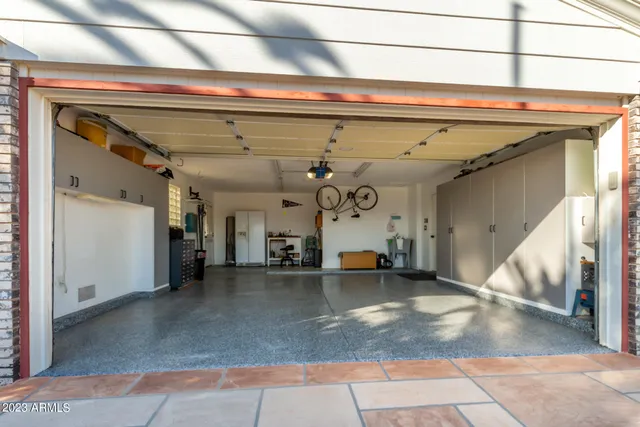 $2,950 | 11002 West Pleasant Valley Road, Sun City, AZ 85351