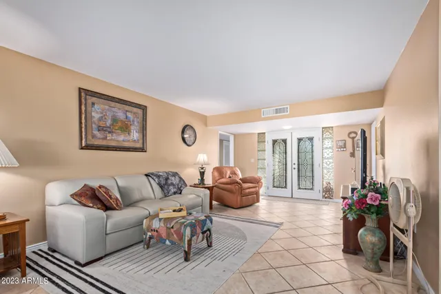 $2,950 | 11002 West Pleasant Valley Road, Sun City, AZ 85351