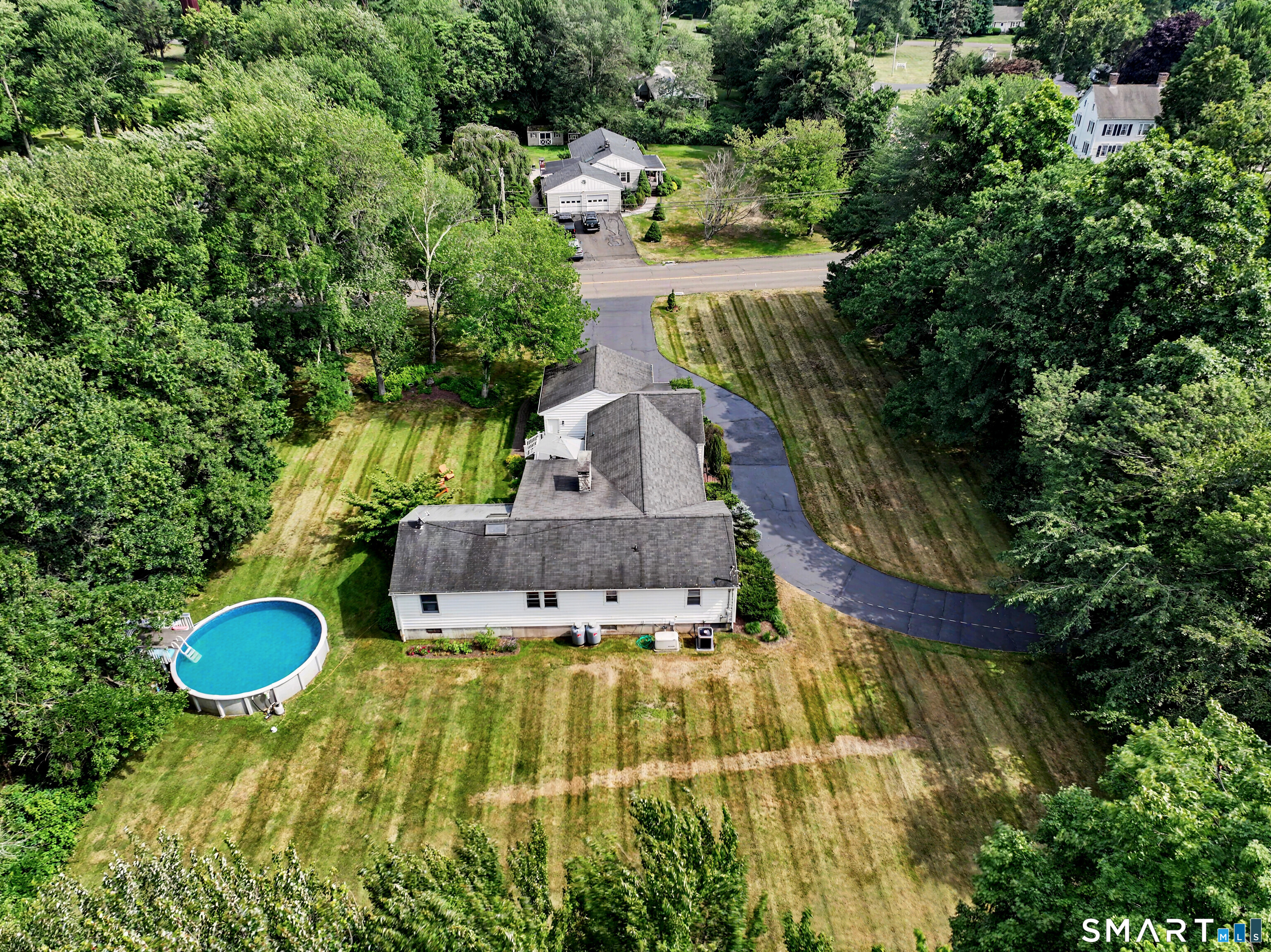 579 Racebrook Road Orange, CT 06477 - Photo 2 of 39
