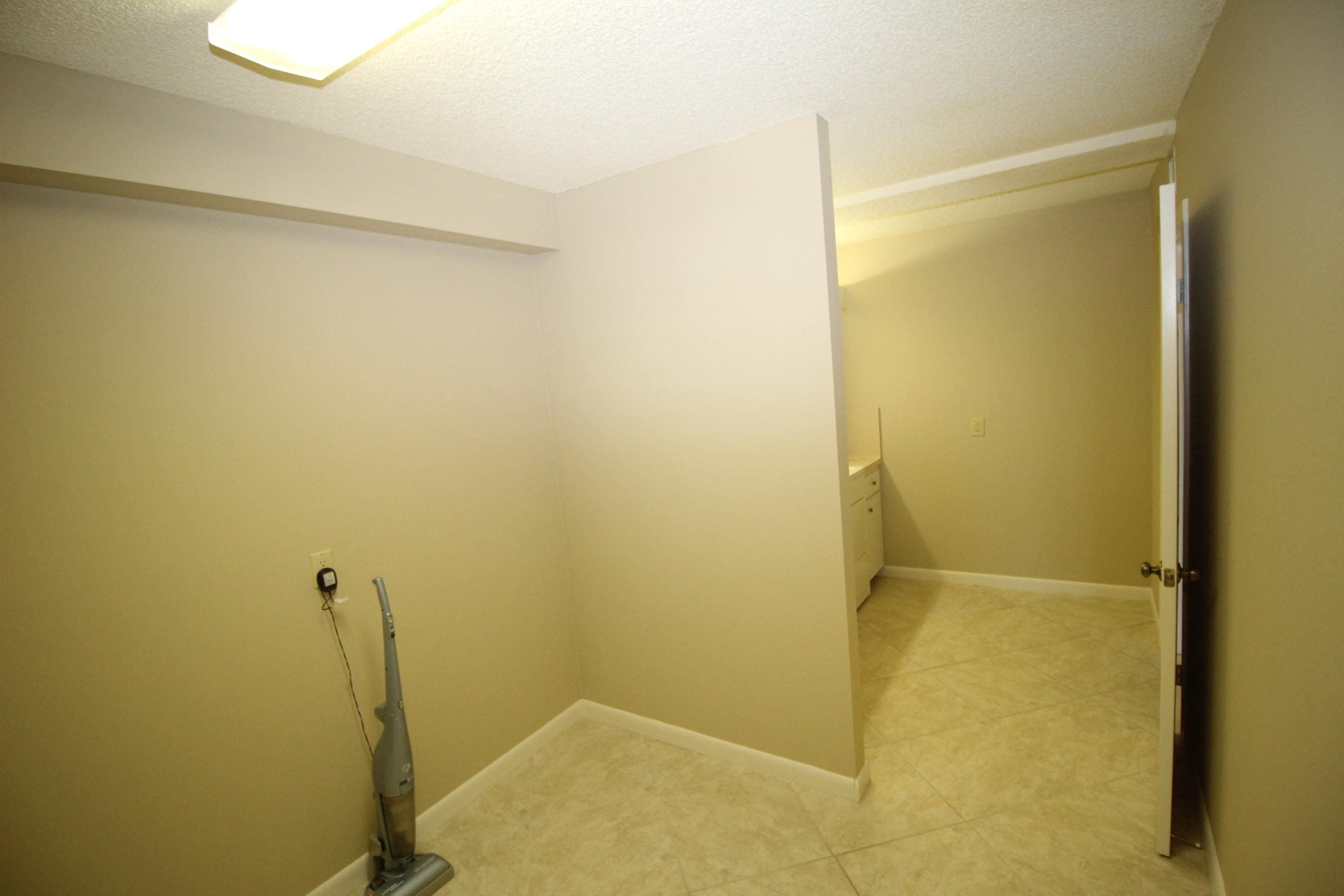 6037 Balboa Circle, Unit 405 Boca Raton, FL 33433 - Photo 24 of 39 IMG_3654