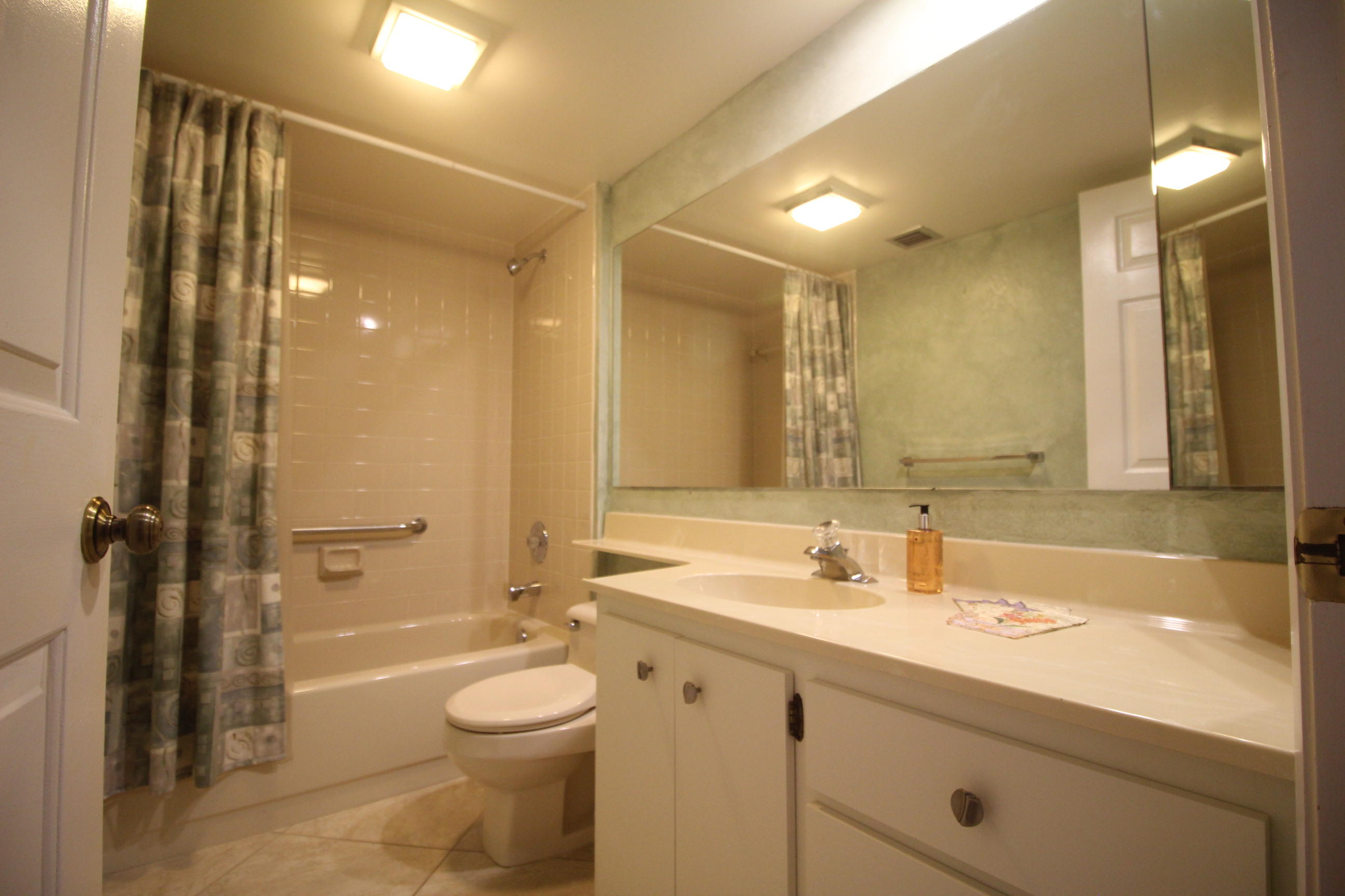 6037 Balboa Circle, Unit 405 Boca Raton, FL 33433 - Photo 28 of 39 IMG_3682
