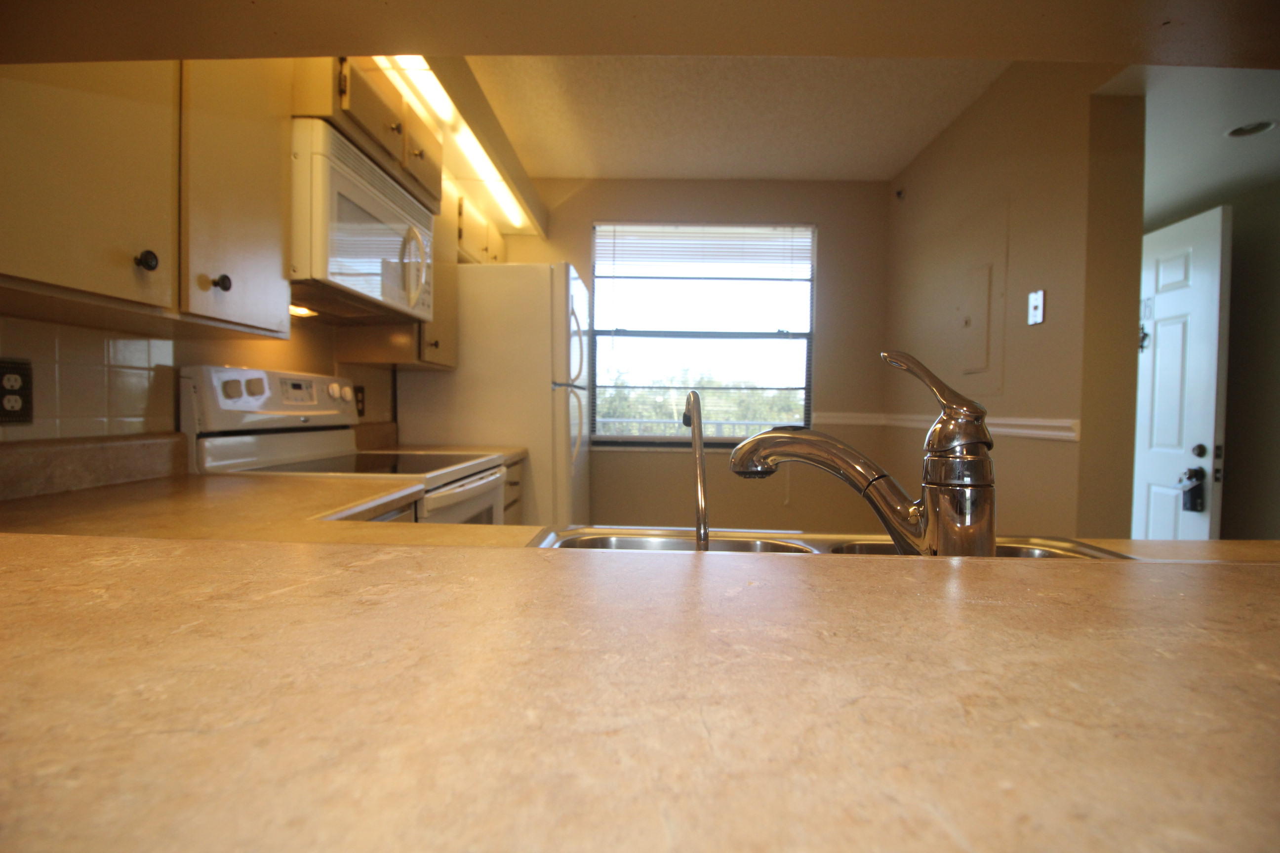 6037 Balboa Circle, Unit 405 Boca Raton, FL 33433 - Photo 6 of 39 IMG_3678