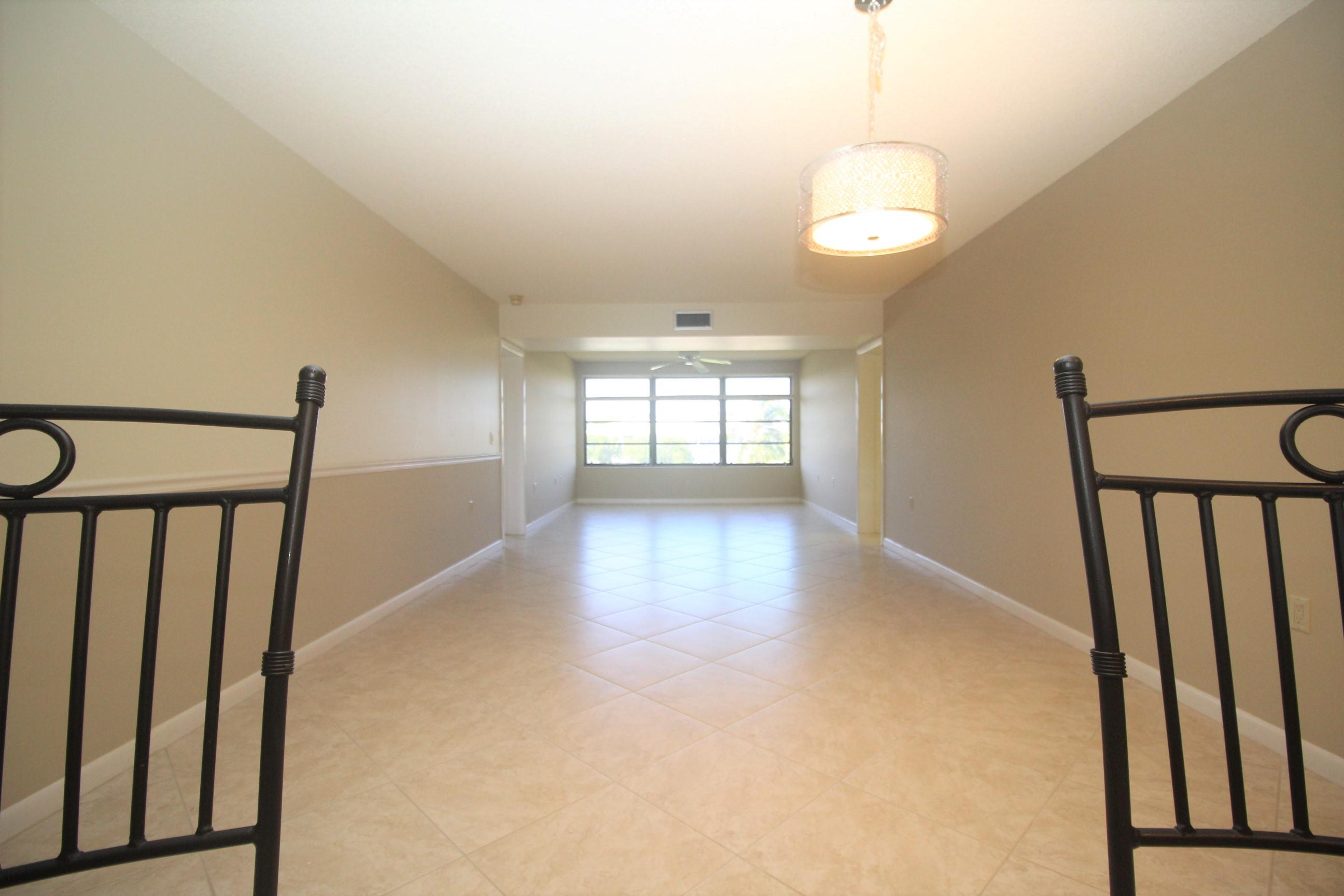 6037 Balboa Circle, Unit 405 Boca Raton, FL 33433 - Photo 9 of 39 IMG_3701r