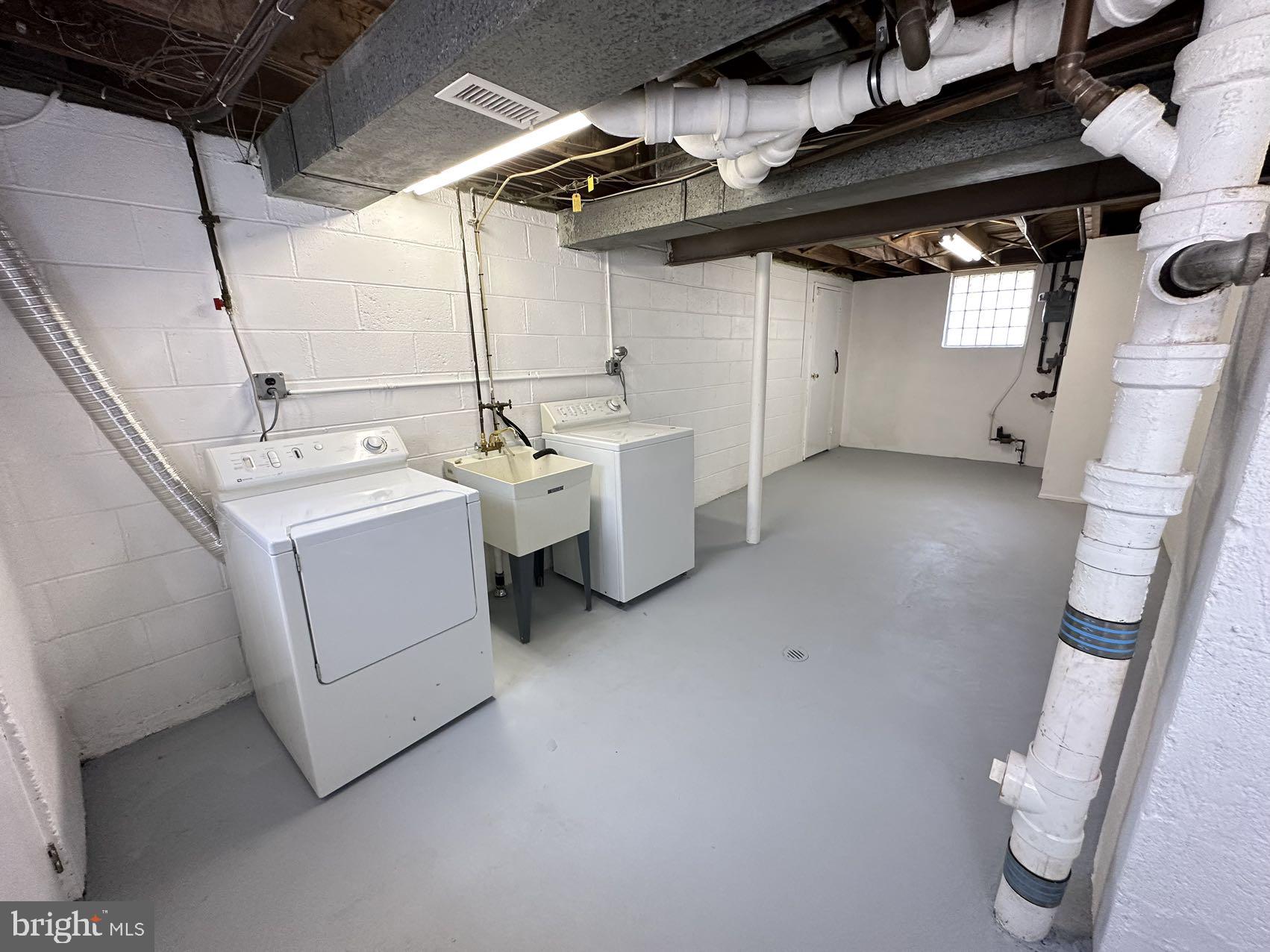 809 Rennard Circle Philadelphia, PA 19116 - Photo 18 of 20 Gallery Image 18