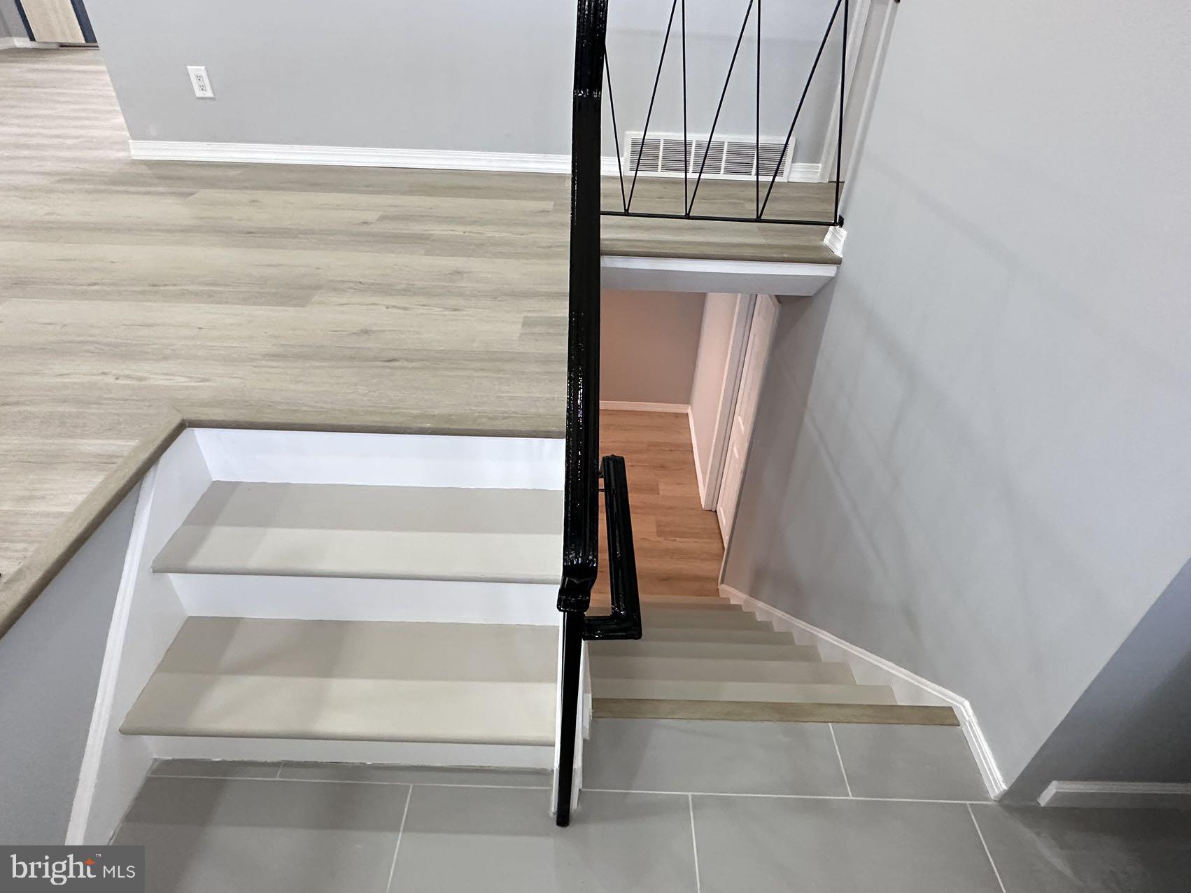 809 Rennard Circle Philadelphia, PA 19116 - Photo 4 of 20 Gallery Image 4