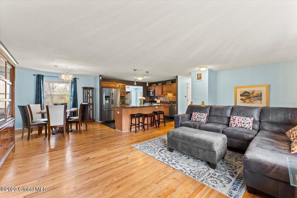 54 Bayberry Drive Halfmoon, NY 12065 - Photo 22 of 43 27-DOD01556