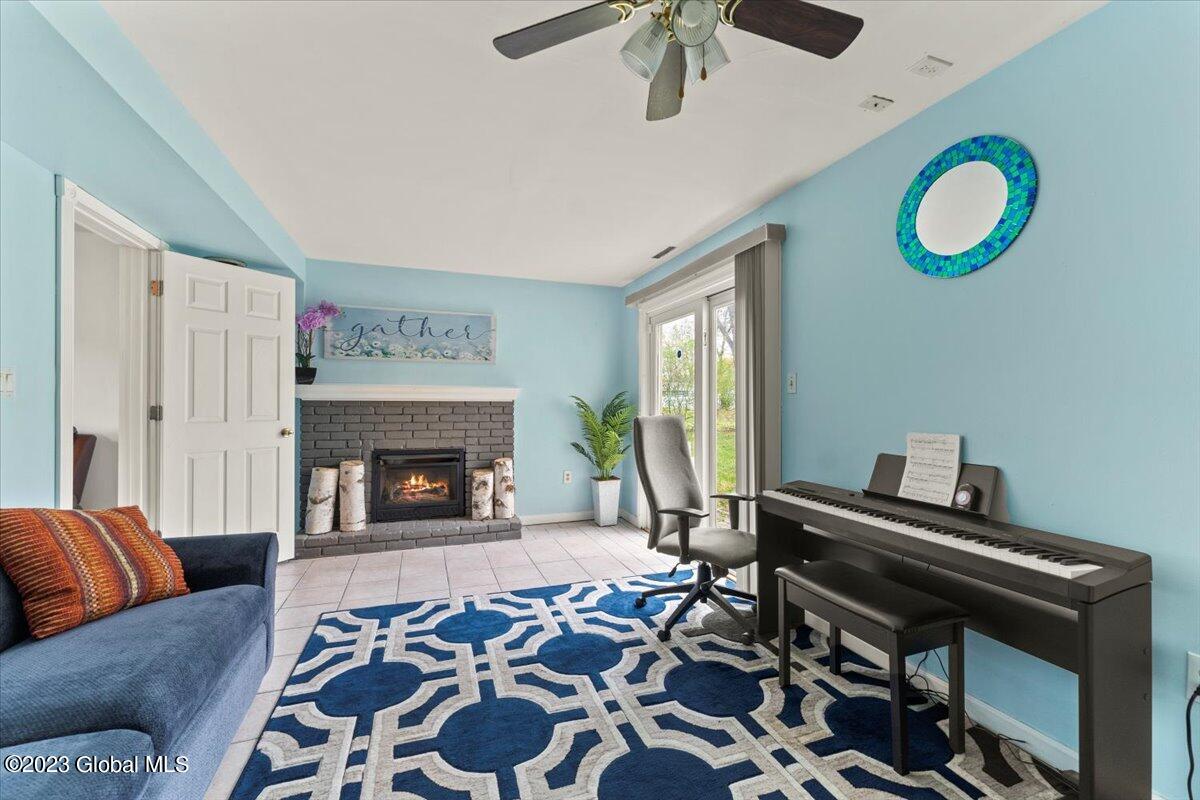 54 Bayberry Drive Halfmoon, NY 12065 - Photo 9 of 43 11-DOD01508