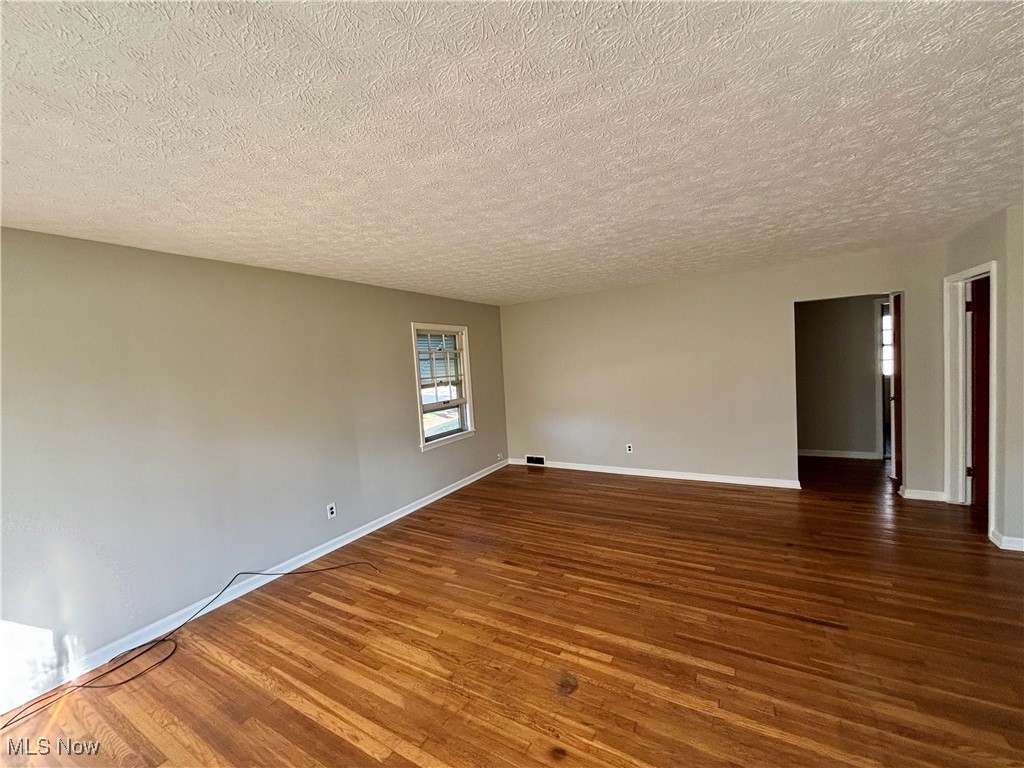 1999 South Green Road South Euclid, OH 44121 - Photo 6 of 26