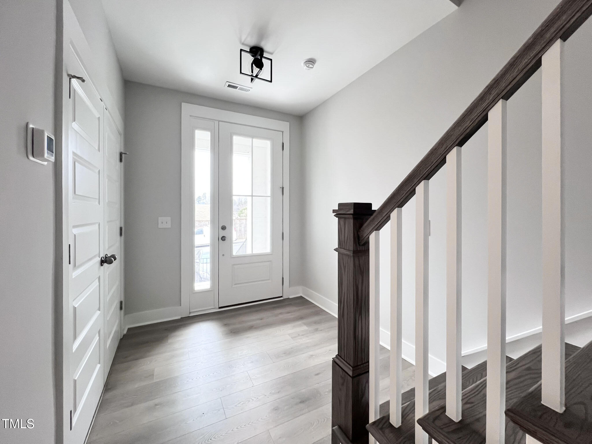 8520 Silsbee Drive Raleigh, NC 27613 - Photo 5 of 39 IMG_1044