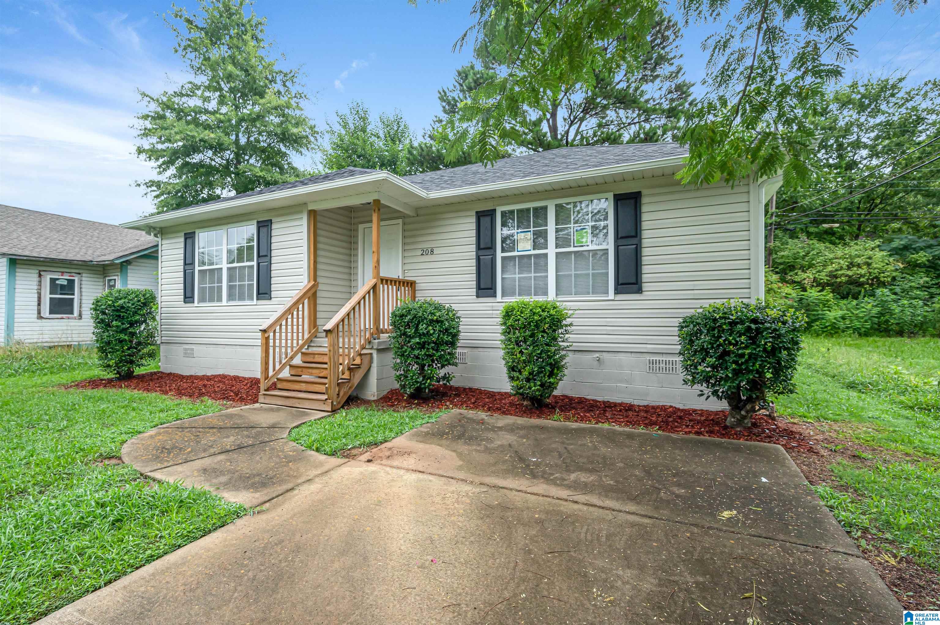 208 6th Street Docena, AL 35060 - Photo 2 of 24