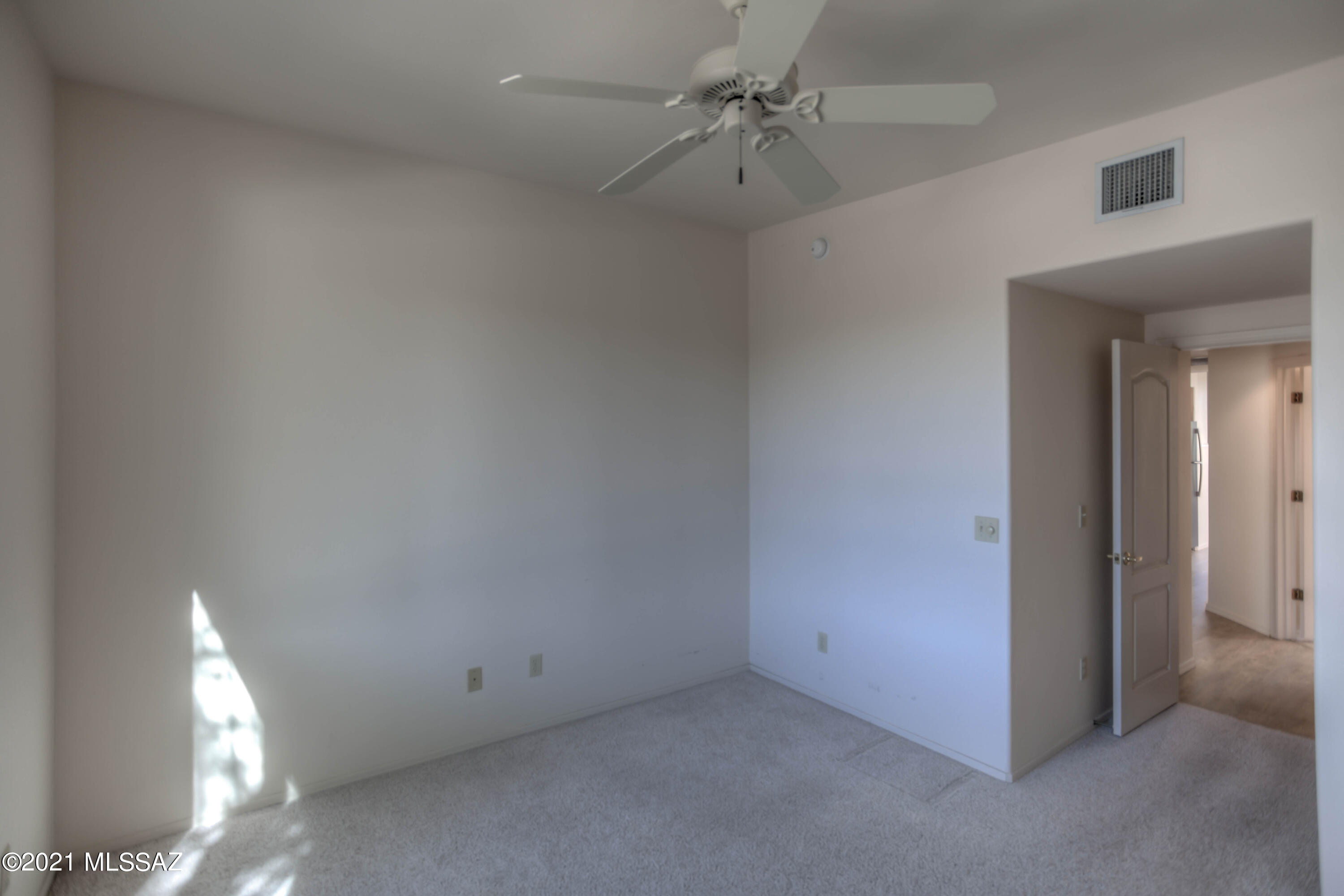 301 East Shadow Bluff Place Tucson, AZ 85704 - Photo 24 of 40