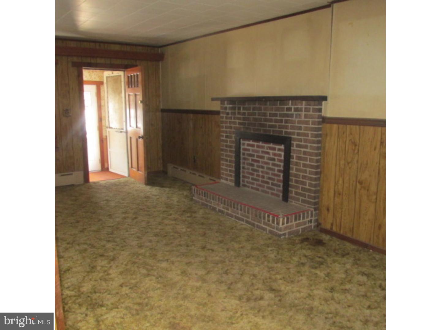 166 South Roland Street Pottstown, PA 19464 - Photo 6 of 18 Gallery Image 6