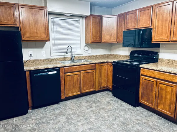 $1,500 | 606 Todd Drive, Gulfport, MS 39503