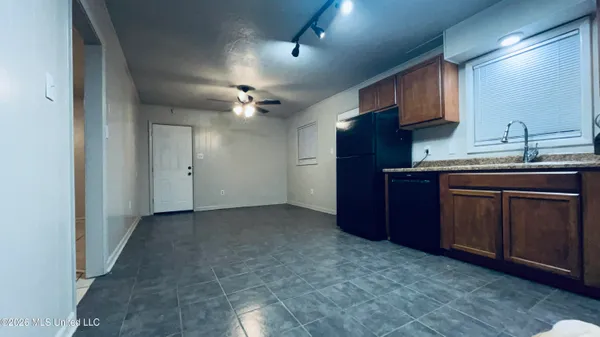 $1,500 | 606 Todd Drive, Gulfport, MS 39503