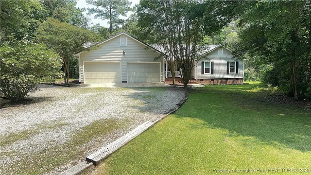 $2,000 | 4011 Woods Court, Fayetteville, NC 28312