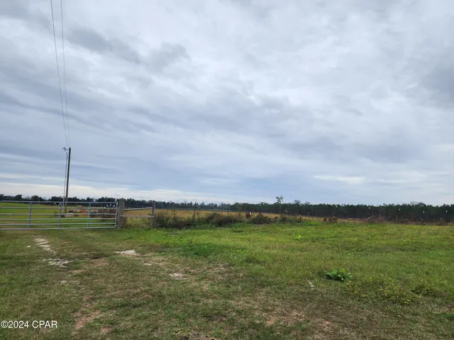 $364,900 | 4900 Kings Road, Bascom, FL 32423