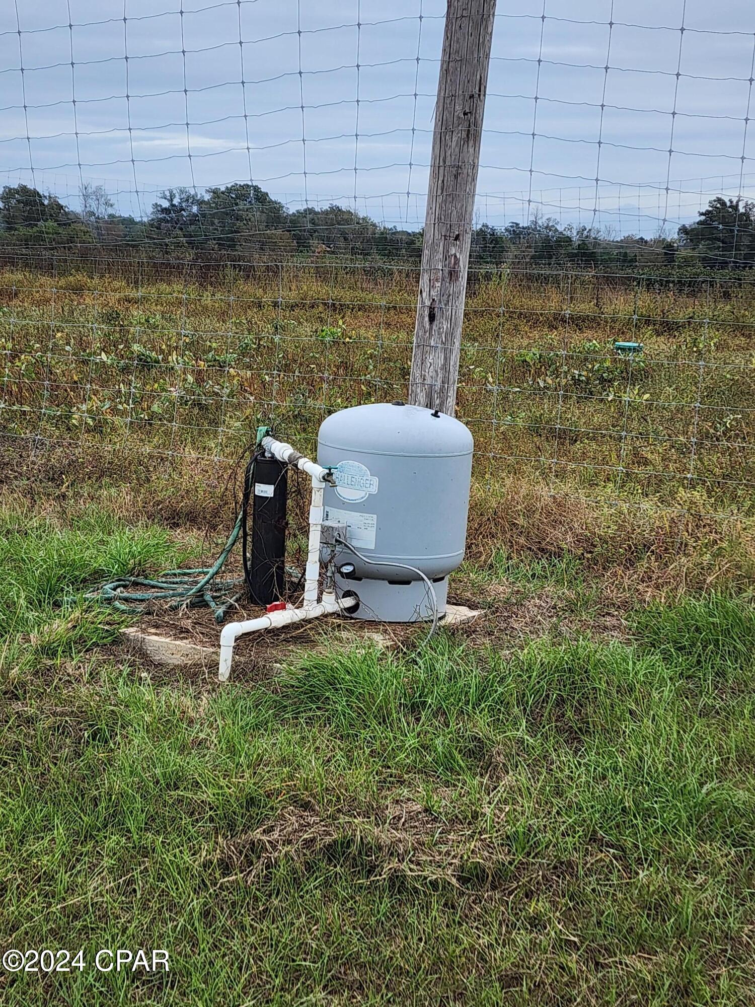 4900 Kings Road Bascom, FL 32423 - Photo 8 of 11