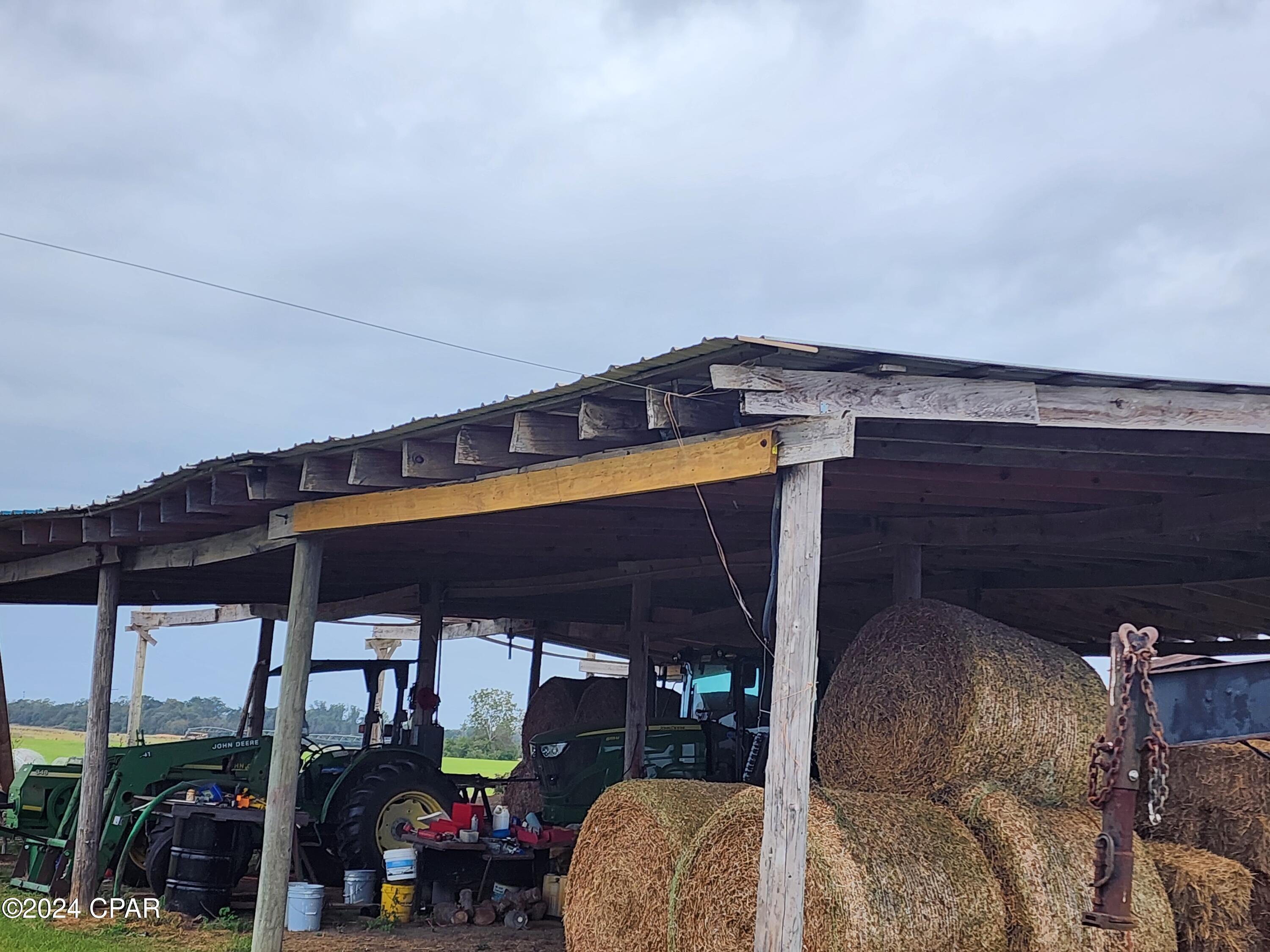 4900 Kings Road Bascom, FL 32423 - Photo 9 of 11