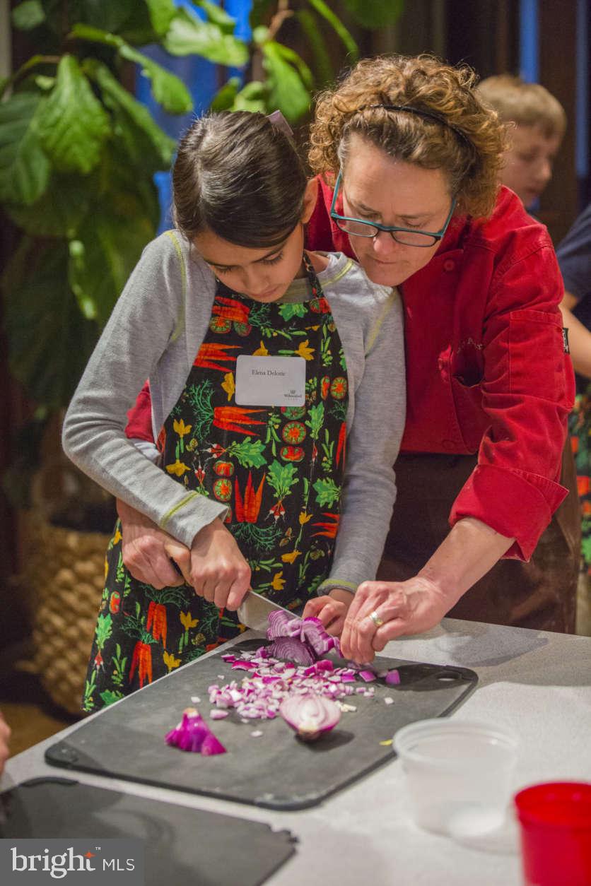 40955 Cutleaf Lane Aldie, VA 20105 - Photo 74 of 78 Cooking class for kids