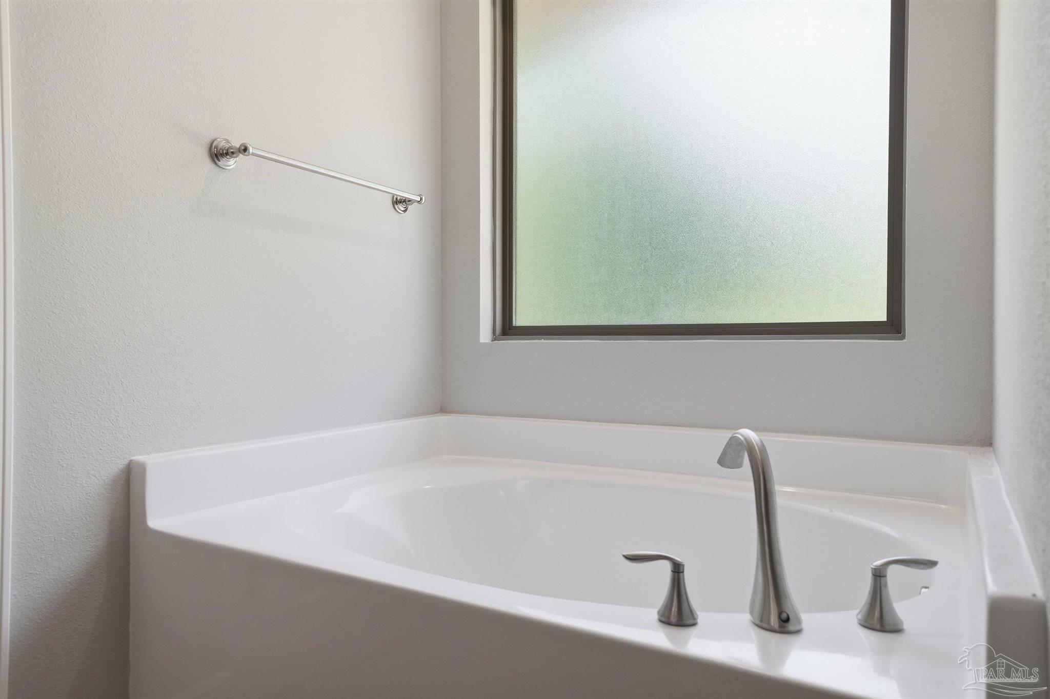 360 Promenade Lane Cantonment, FL 32533 - Photo 22 of 37