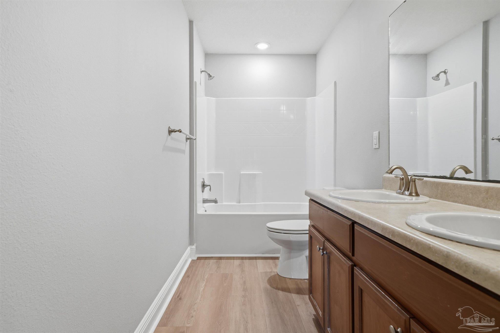 360 Promenade Lane Cantonment, FL 32533 - Photo 24 of 37