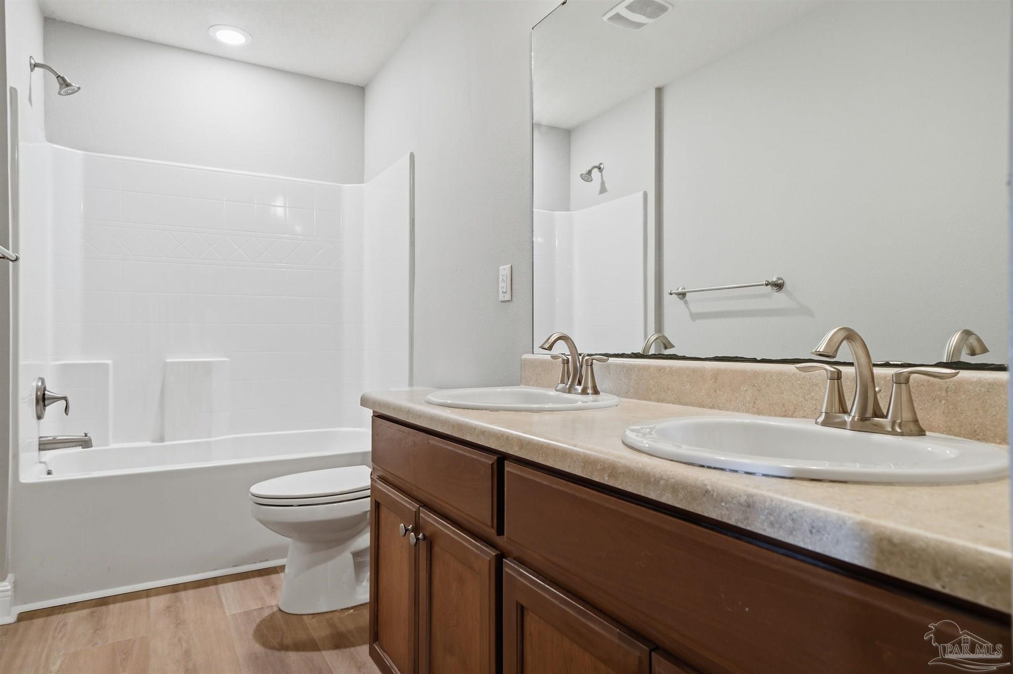 360 Promenade Lane Cantonment, FL 32533 - Photo 25 of 37