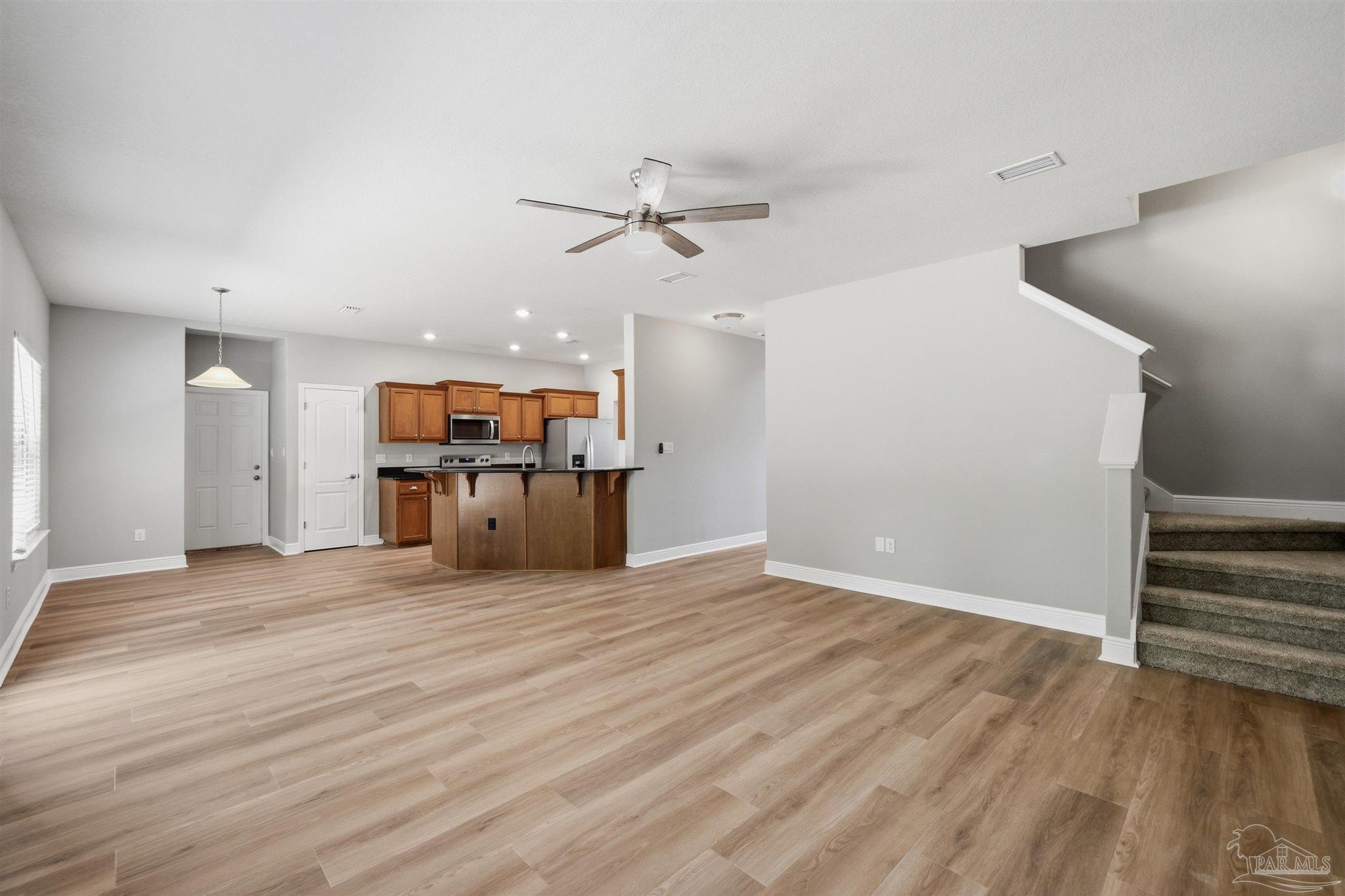 360 Promenade Lane Cantonment, FL 32533 - Photo 9 of 37