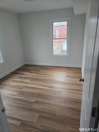 $2,200 | 530 Jane Street, Unit 2, Bridgeport, CT 06608