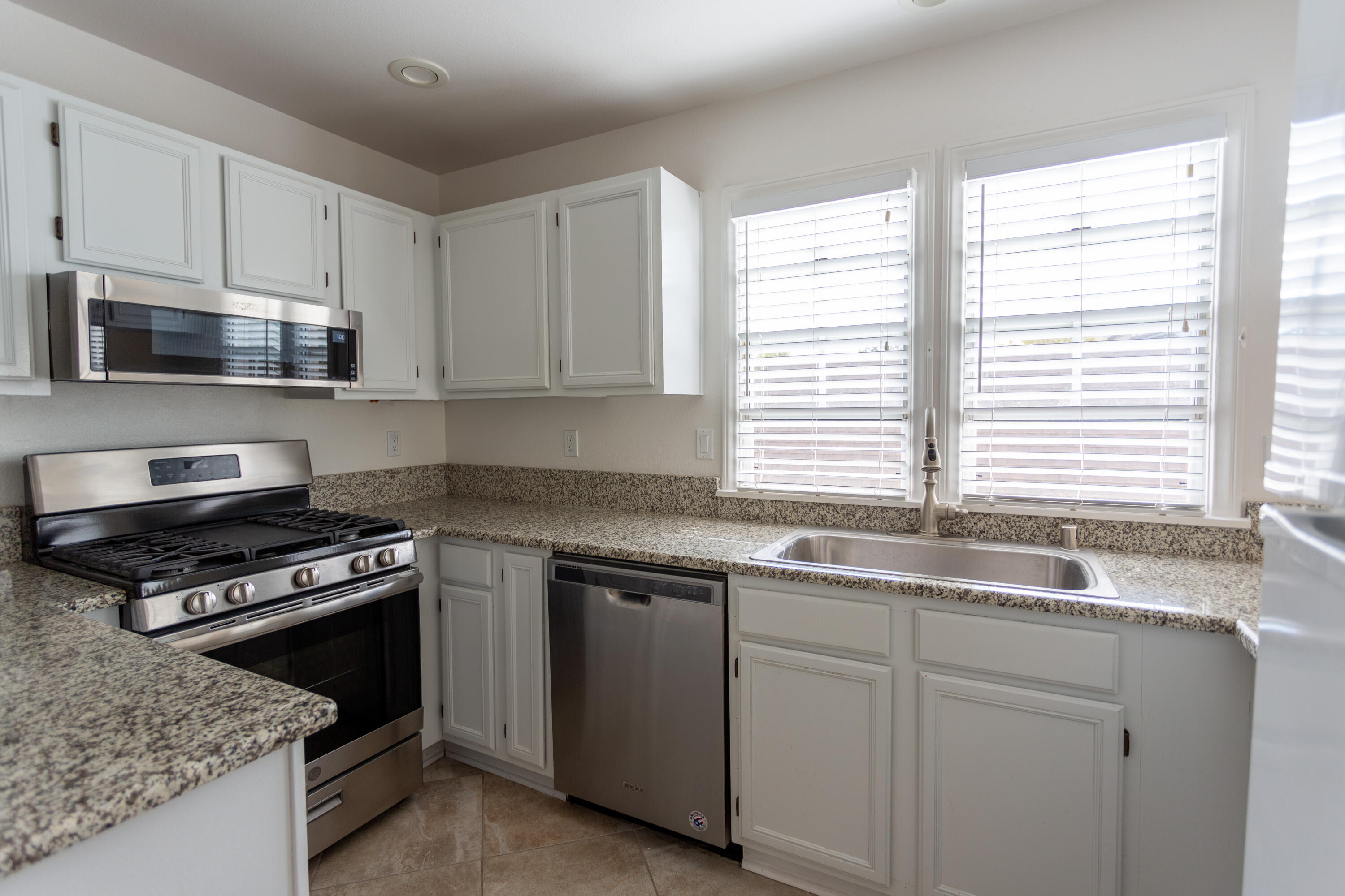 317 5th Street, Unit D Solvang, CA 93463 - Photo 7 of 21 317 D 5Th Street-7