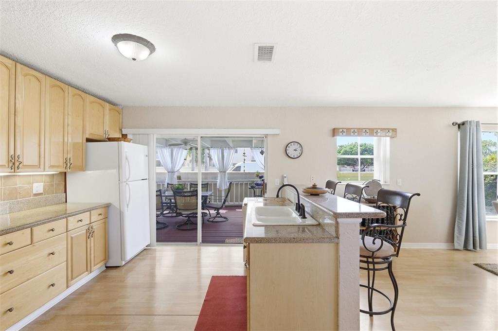 3135 Sunset Circle Margate, FL 33063 - Photo 7 of 57