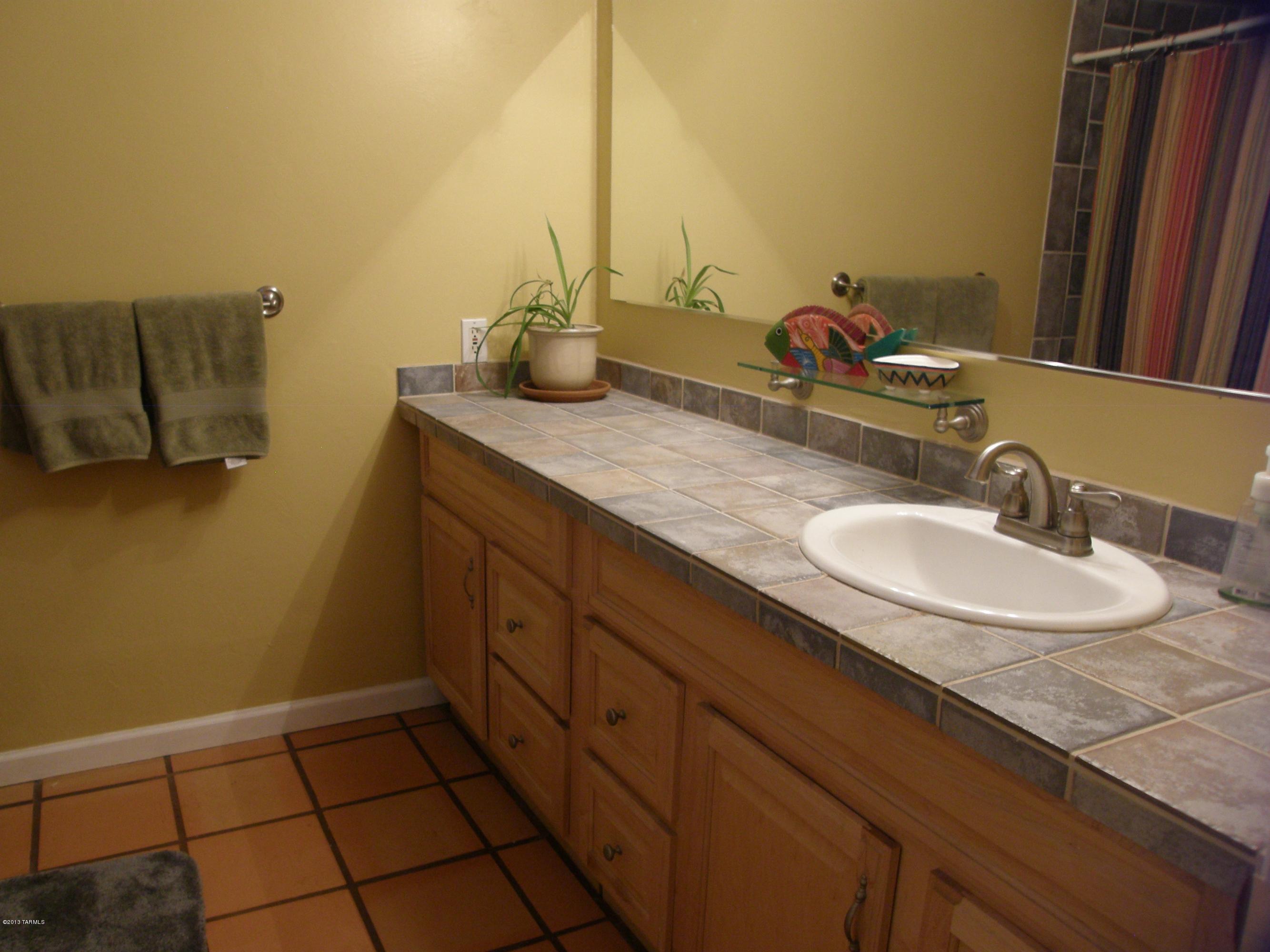 8531 East Wrightstown Road Tucson, AZ 85715 - Photo 6 of 16