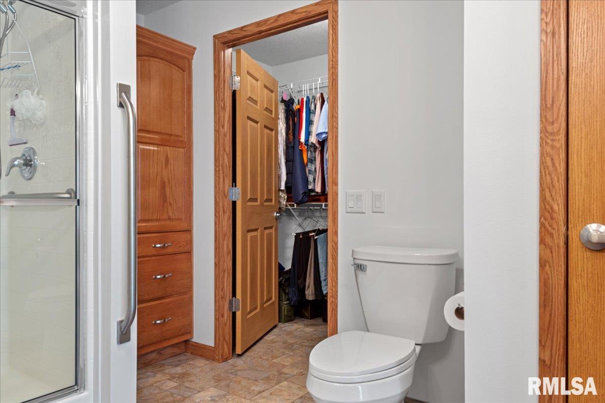 2800 Vía Rosso, Unit 10 Springfield, IL 62703 - Photo 19 of 29 Gallery Image 19
