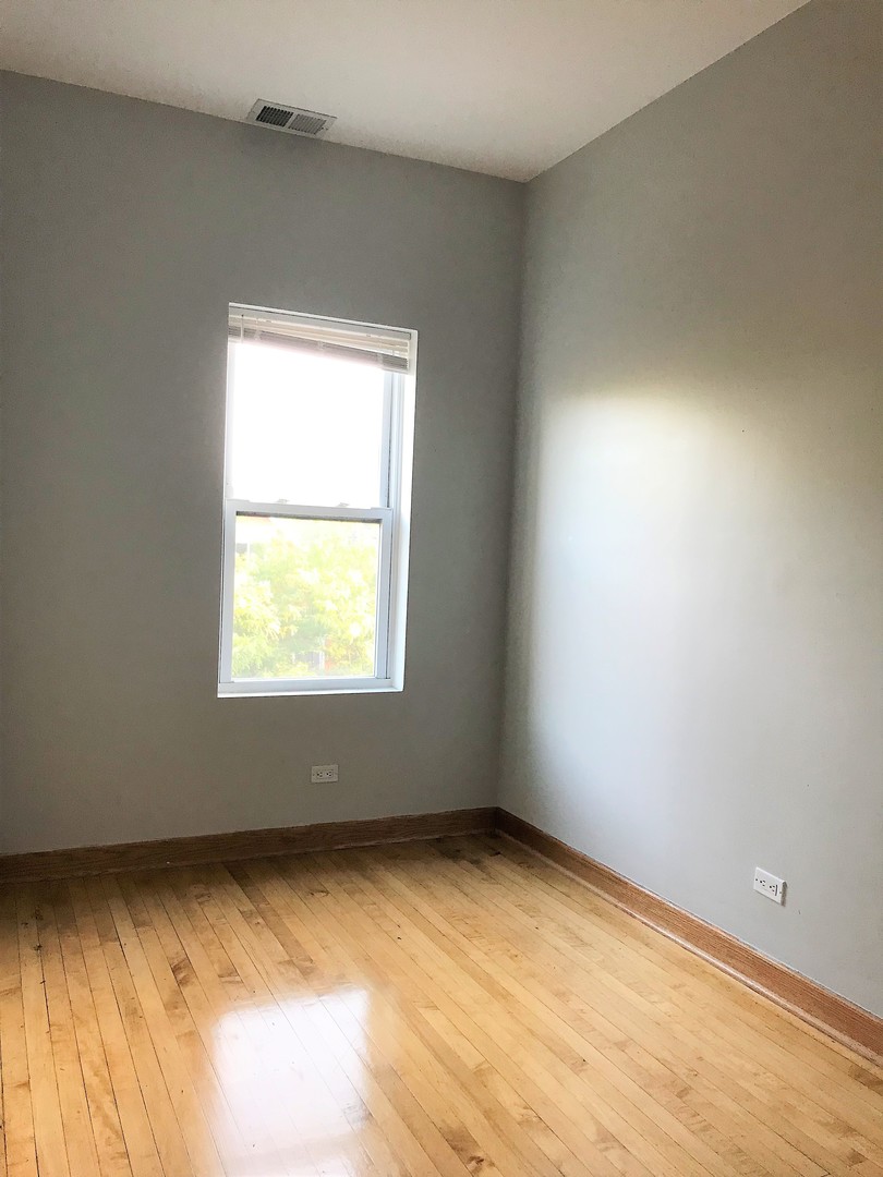 1144 West 17th Street, Unit 3F Chicago, IL 60608 - Photo 9 of 14