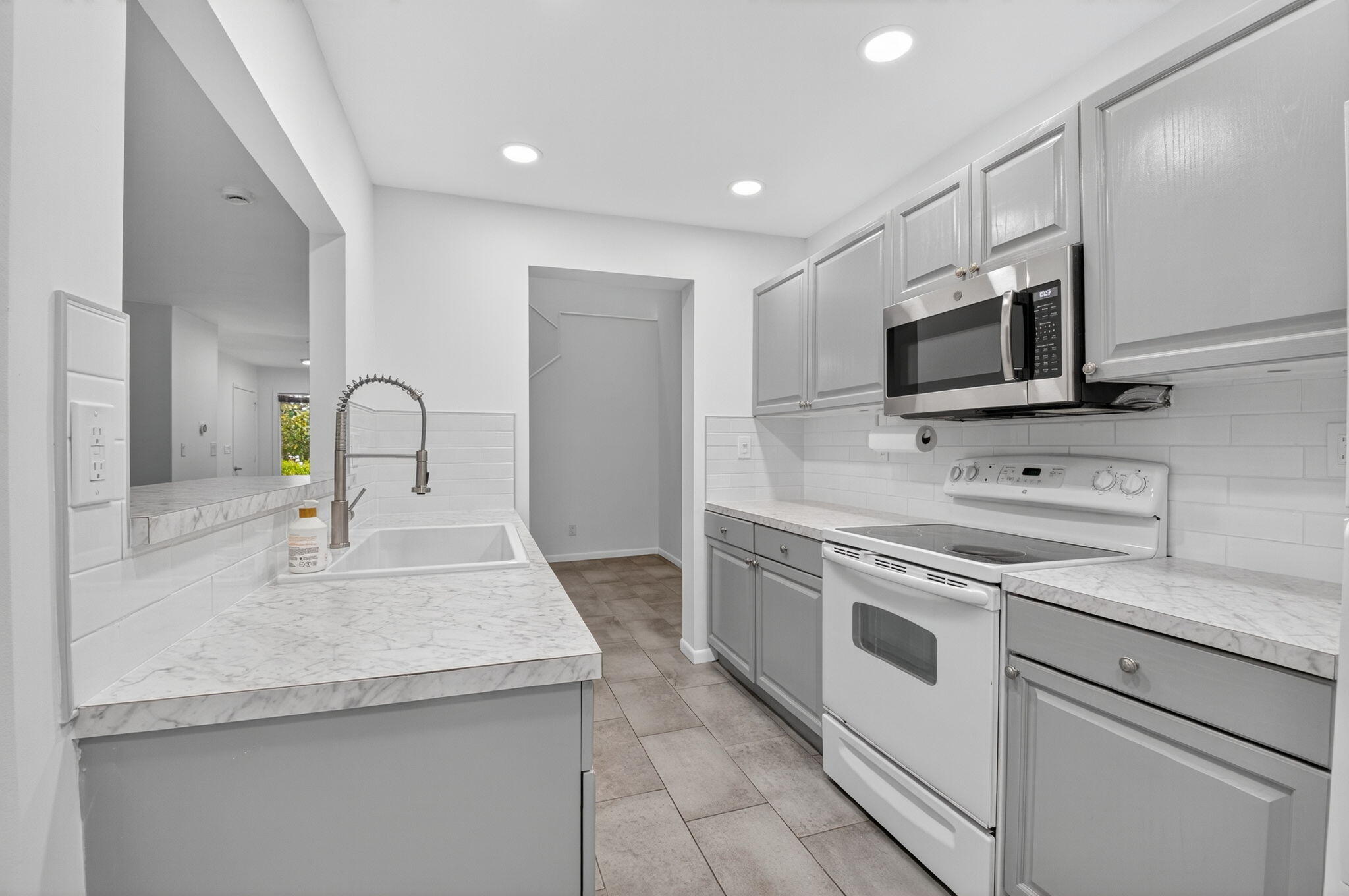 21380 Pagosa Court Boca Raton, FL 33431 - Photo 12 of 37 25