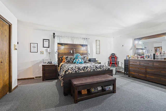 $335,000 | 14400 Shepard Drive, Dolton, IL 60419