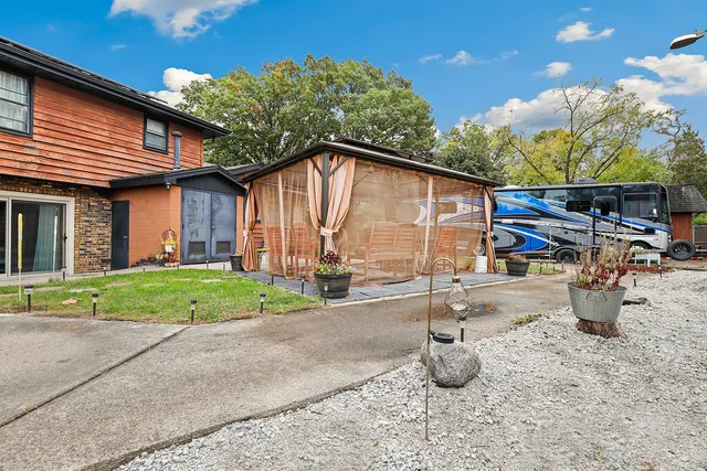 $335,000 | 14400 Shepard Drive, Dolton, IL 60419