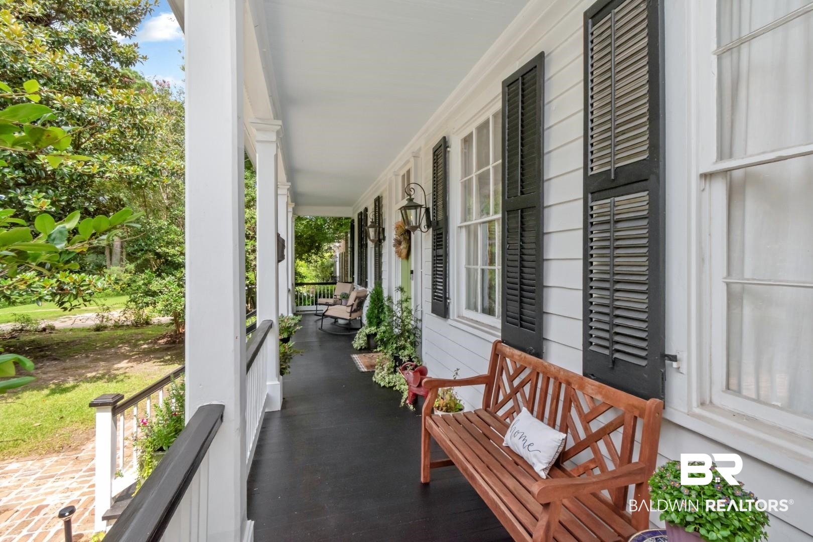 2009 Old Shell Road Mobile, AL 36607 - Photo 5 of 55