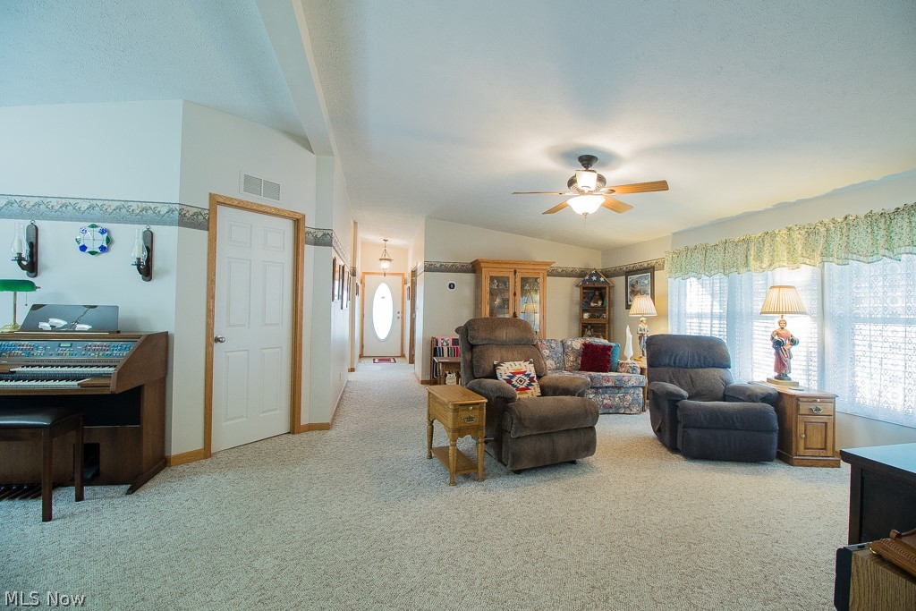 681 Woodlawn Road Chardon, OH 44024 - Photo 9 of 35
