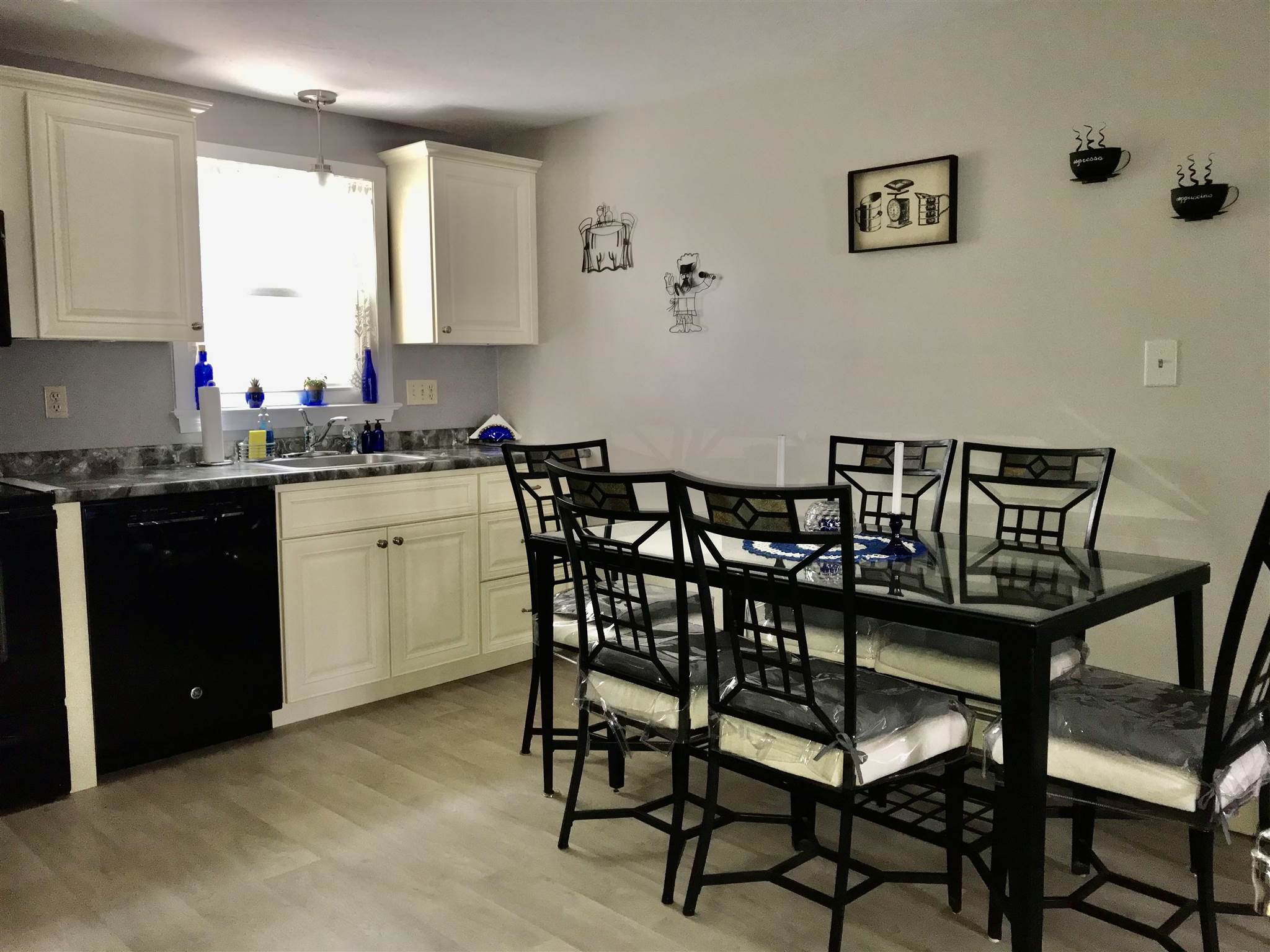 210 Circle Road, Unit 3 Manchester, NH 03103 - Photo 5 of 24