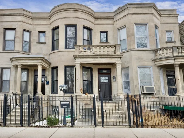 $499,000 | 4937 South Prairie Avenue, Chicago, IL 60615