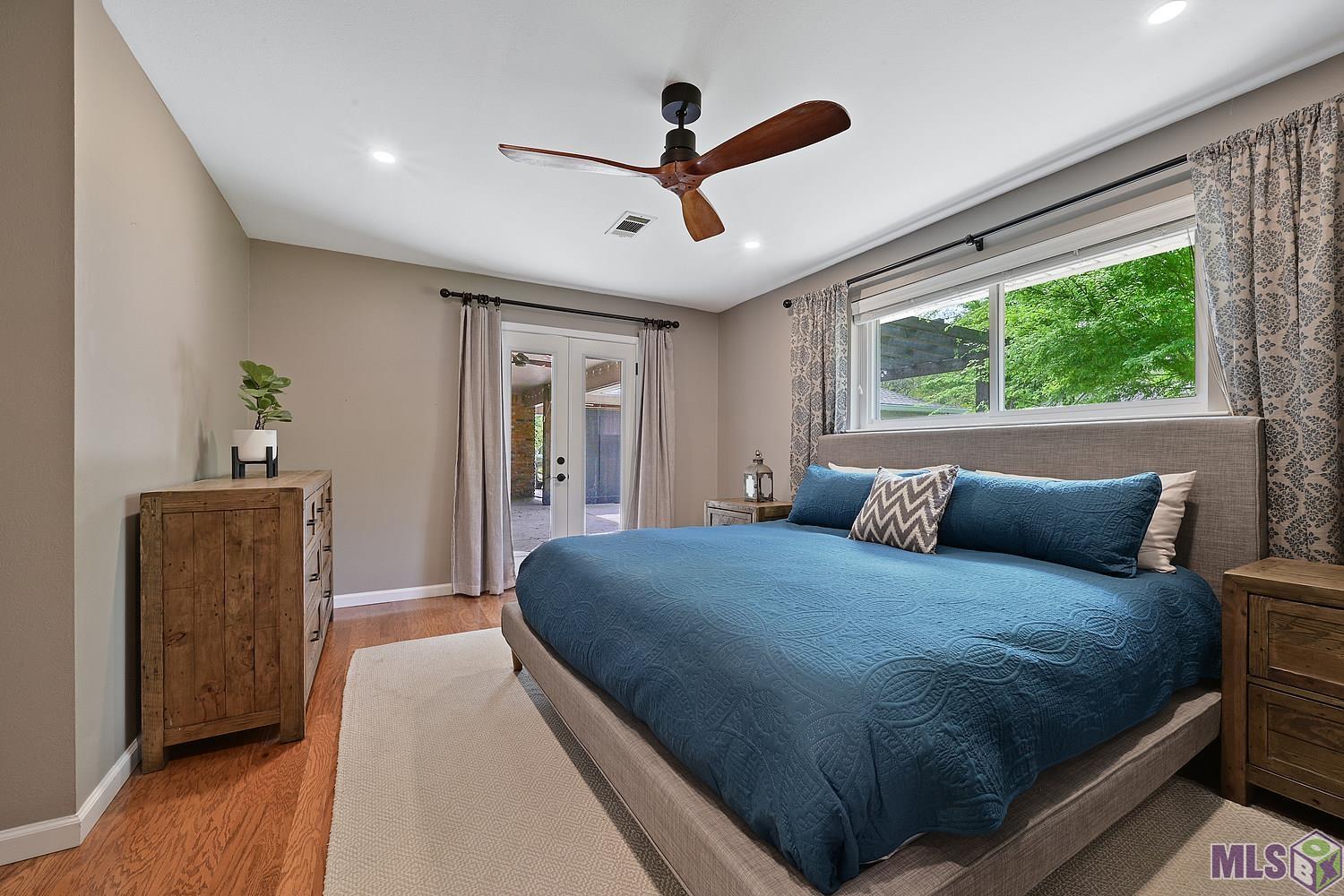 5290 Timber Cove Street Baton Rouge, LA 70808 - Photo 8 of 20 Spacious Primary Bedroom with En-Suite