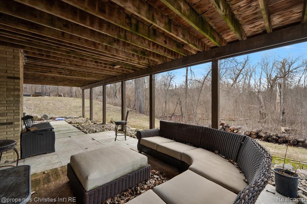 5160 Old Mill Road Rochester, MI 48306 - Photo 23 of 89 Gallery Image 23