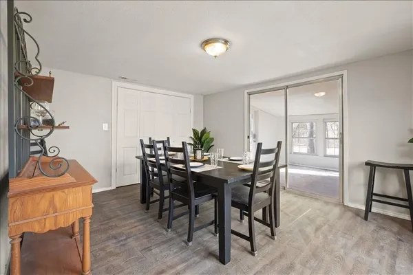 $275,000 | 100 Sands Drive, Azle, TX 76020