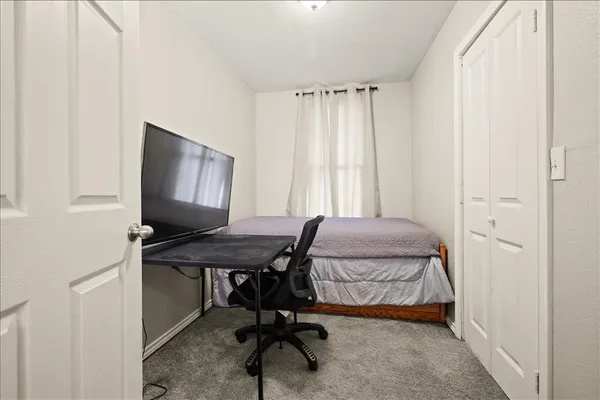 $275,000 | 100 Sands Drive, Azle, TX 76020